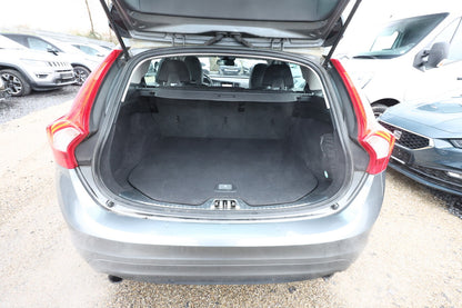 Volvo V60 T3 152 Geartronic Momentum Nav PDC LM16 114913004 10