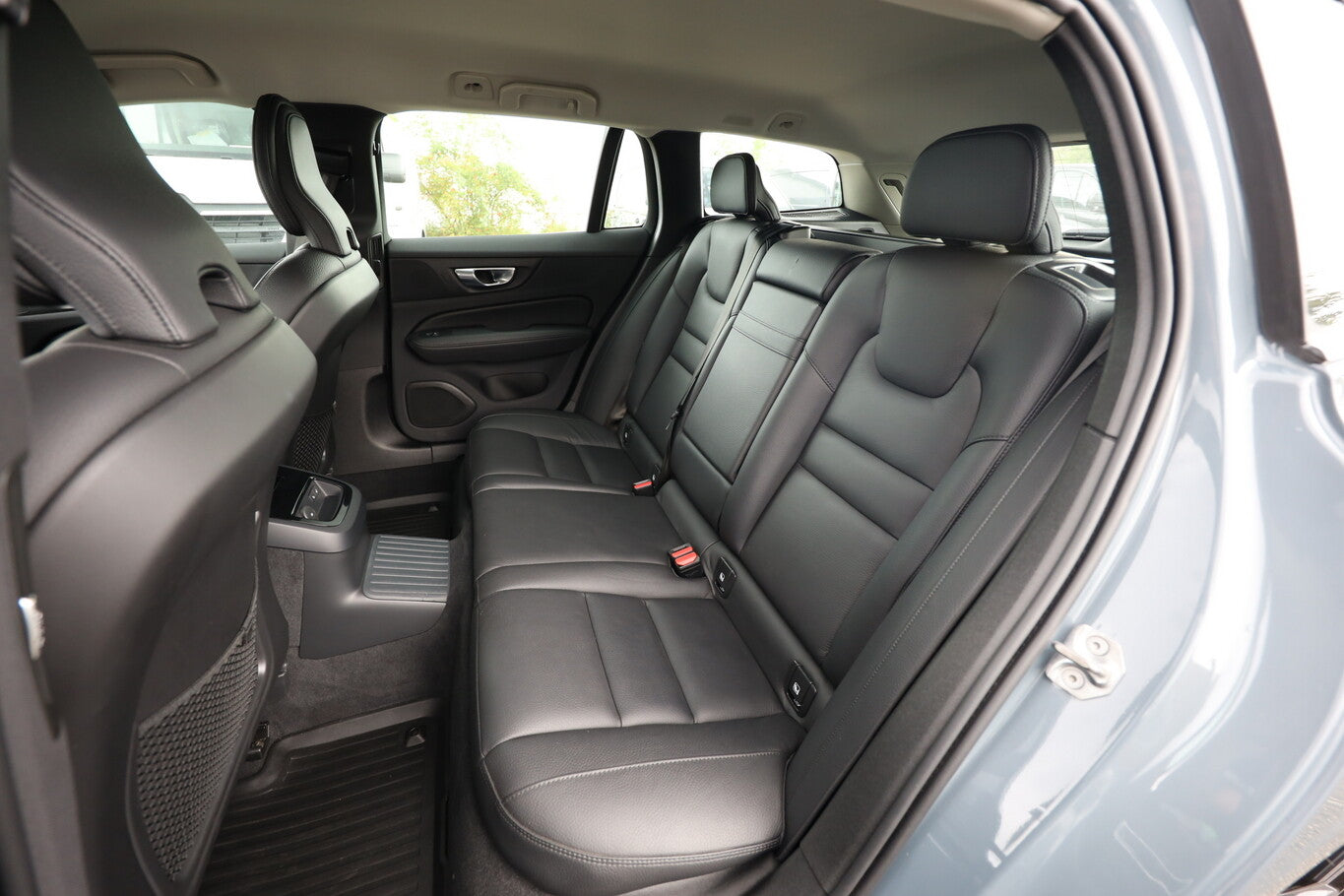 Volvo V60 T8 Recharge AWD Inscription ACC Nav 19Z Kam  61039199 9
