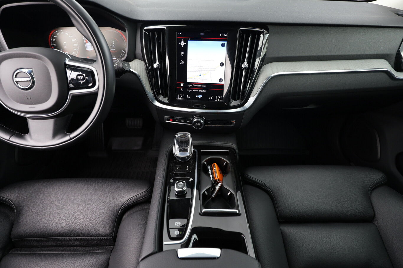 Volvo V60 T8 Recharge AWD Inscription ACC Nav 19Z Kam  61039199 7