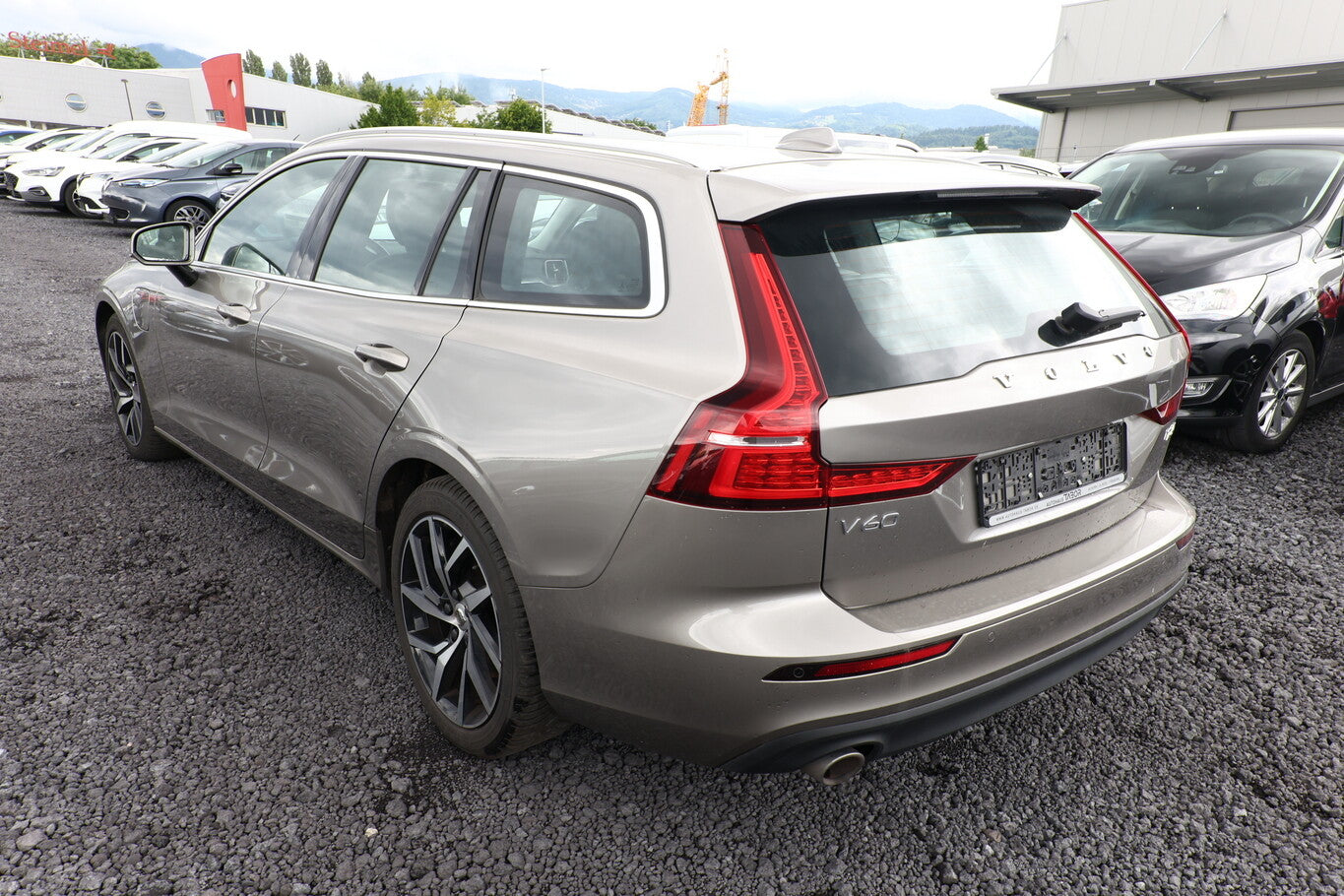 Volvo V60 T6 Twin Engine 340 Aut. AWD Momentum Pro LED 128373008 3