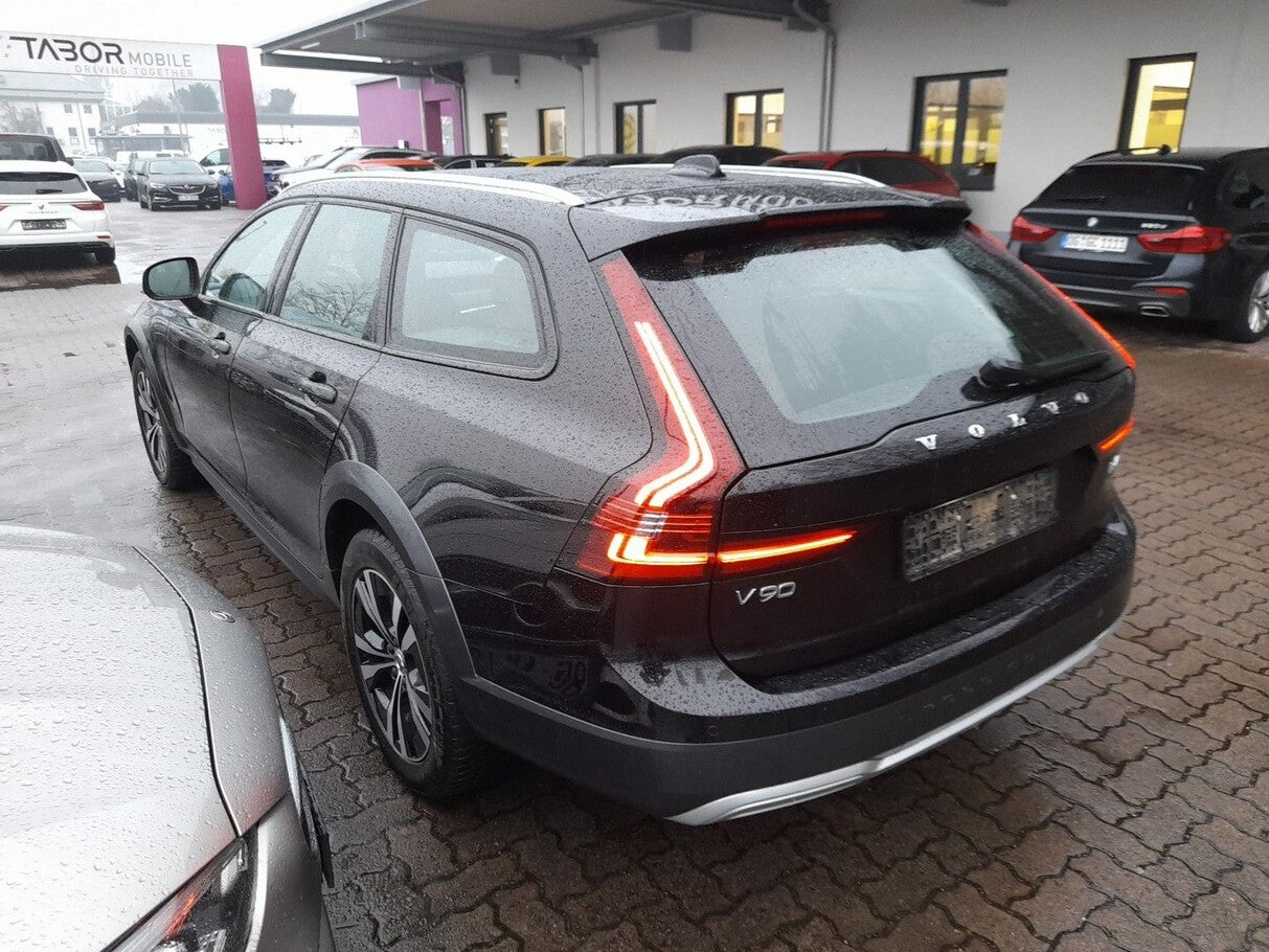 Volvo V90 Cross Country B4 AWD LED Nav ACC WinterP Pro 111930665 5