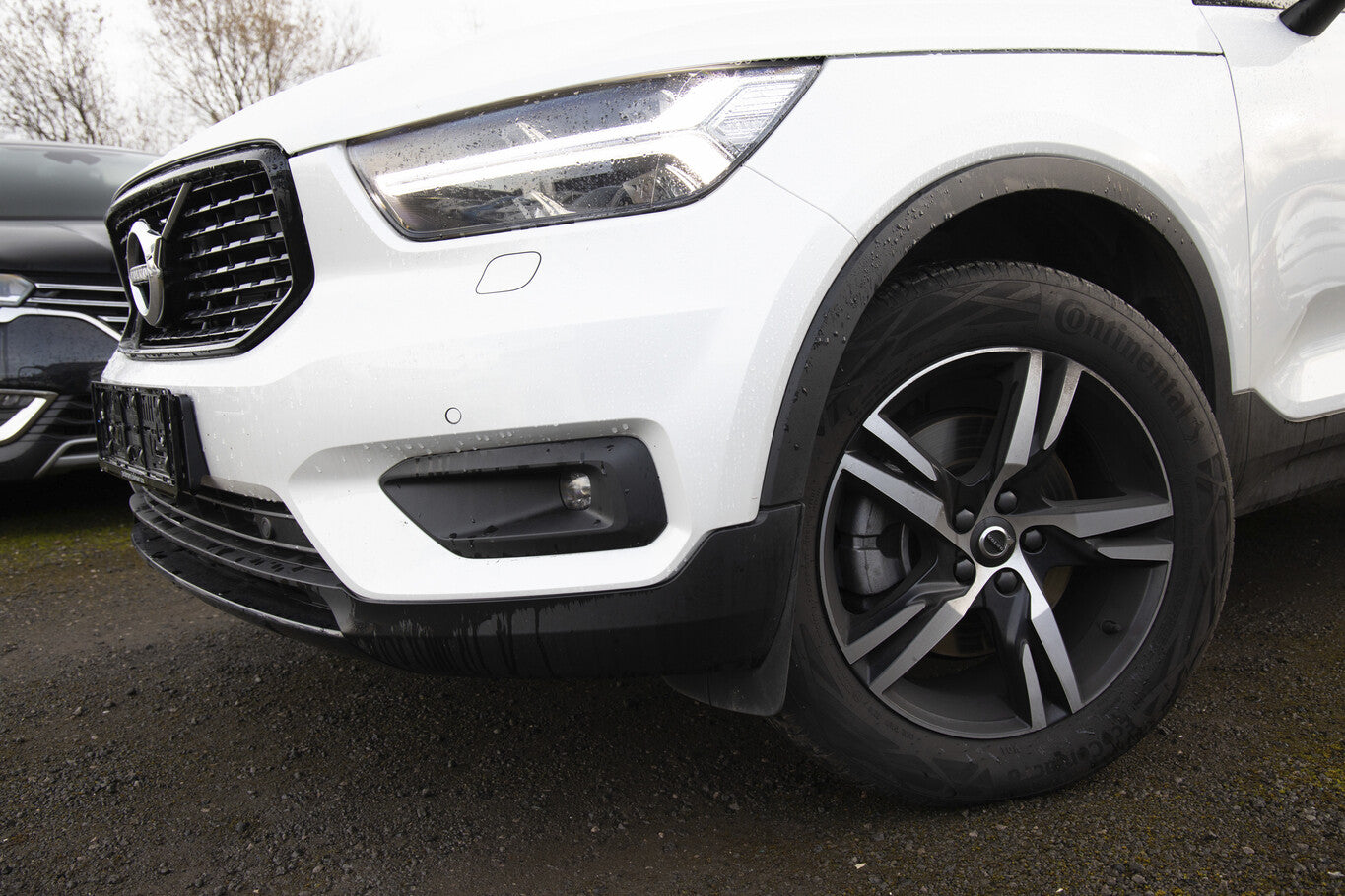 Volvo XC 40 T4 190 Aut. R-Design LED Nav ACC PDC DAB 107912414 4