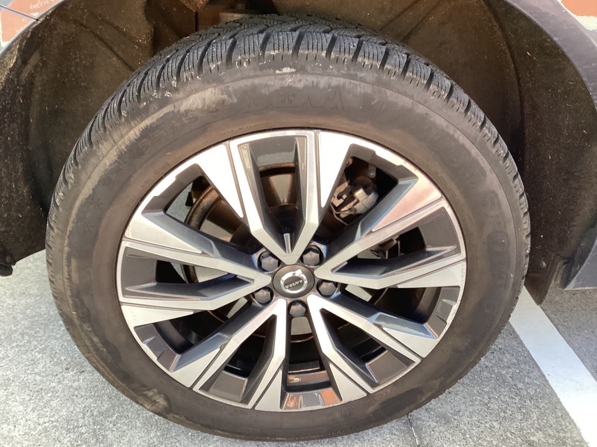Rear right tire